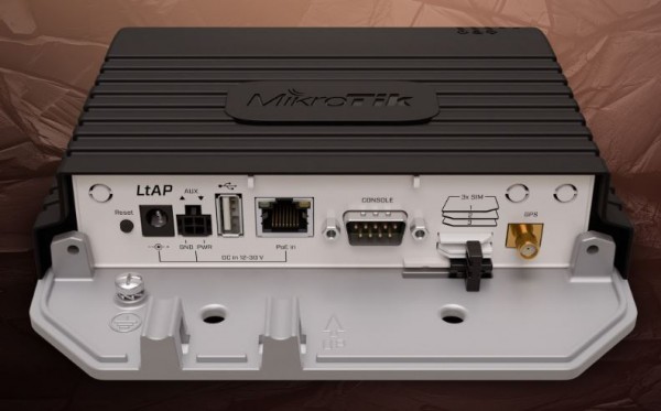 MikroTik LtAP LTE7 Kit, LtAP-2HnD&amp;R11e-LTE7